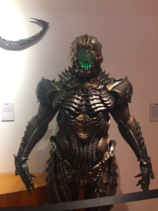 Illustration for article titled These Discovery Props Reveal a Ton About Star Trek's New Klingon Foes